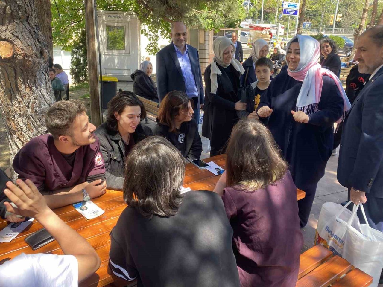 AK Parti İstanbul Milletvekili adayı Sena Nur Çelik: “20 senedir verdiği sözü tutan partiyiz”