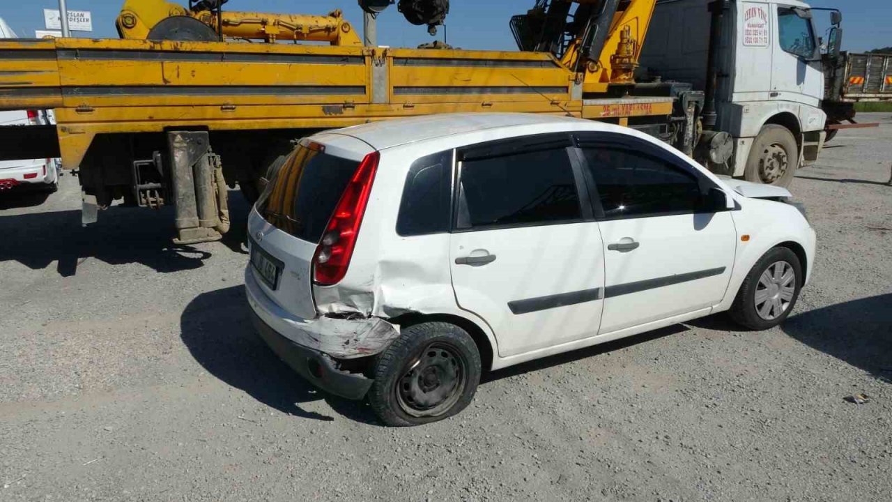 Alkollü ve ehliyetsiz sürücü zincirleme kazaya sebep oldu