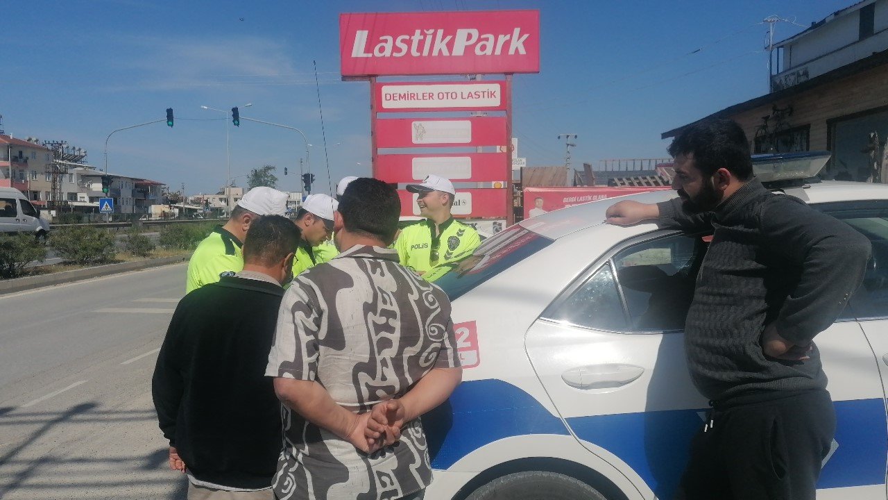 Alkollü ve ehliyetsiz sürücü zincirleme kazaya sebep oldu