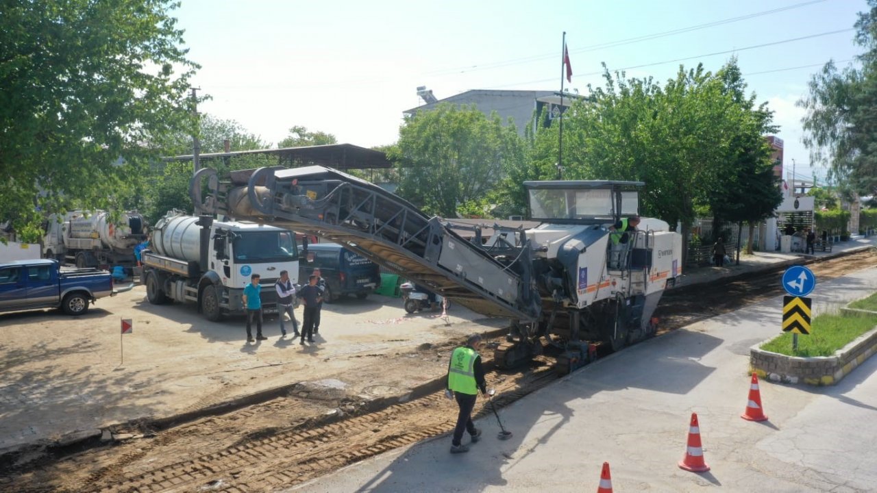 Büyükşehir, Aydın’ın yollarını yenileniyor
