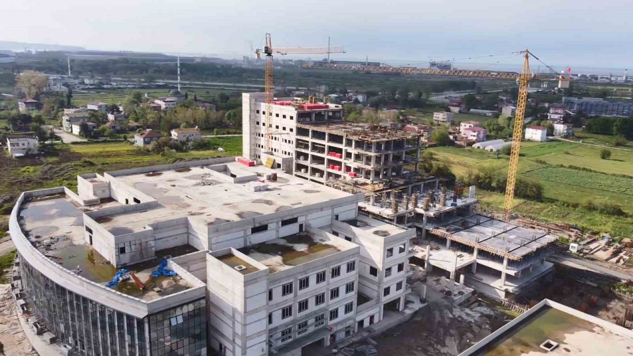 Bakan Muş: "Tekkeköy Devlet Hastanesi 2024’te hizmete girecek"