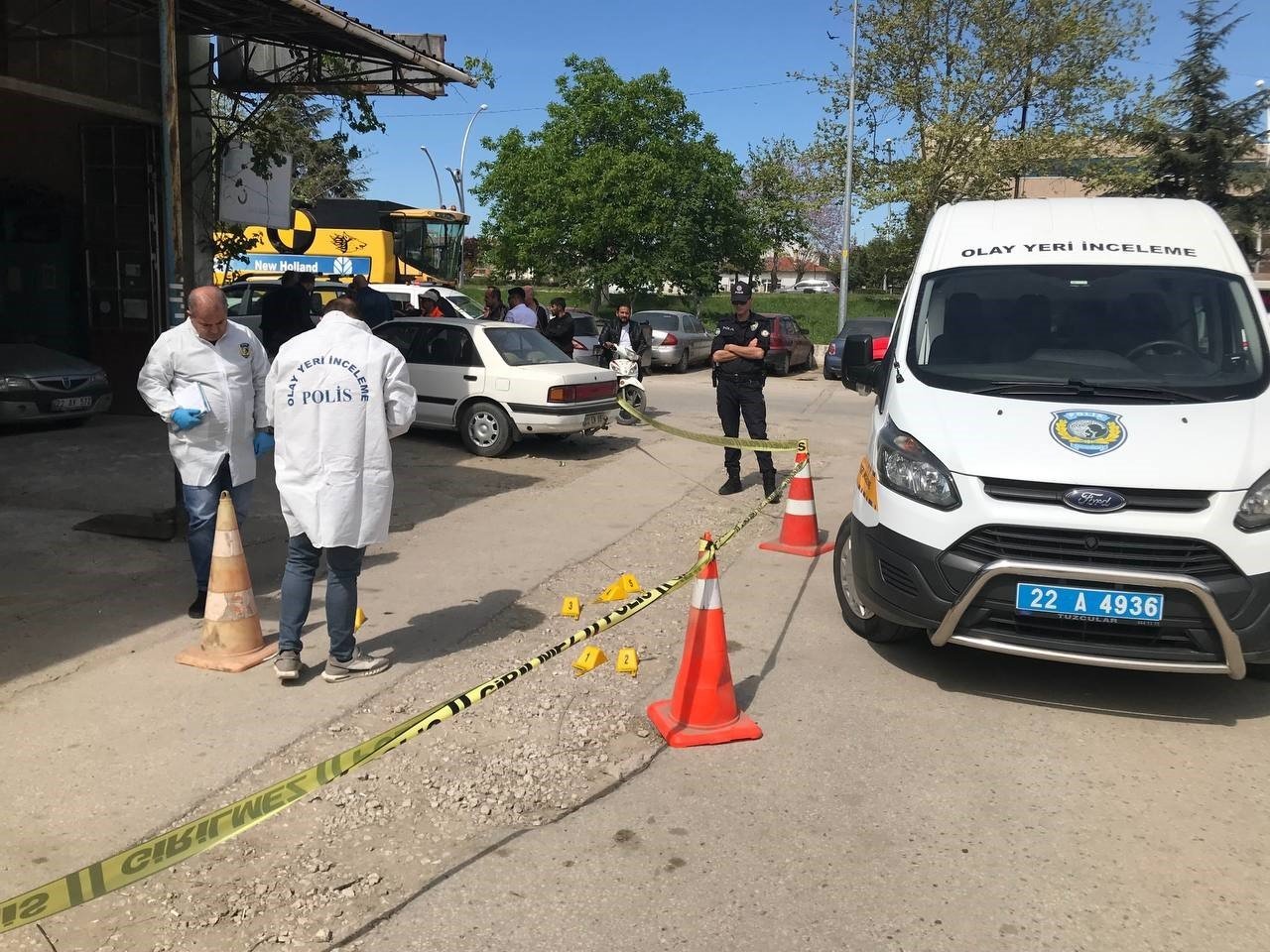 Eski eşinin yeni kocasını kurşun yağmuruna tuttu