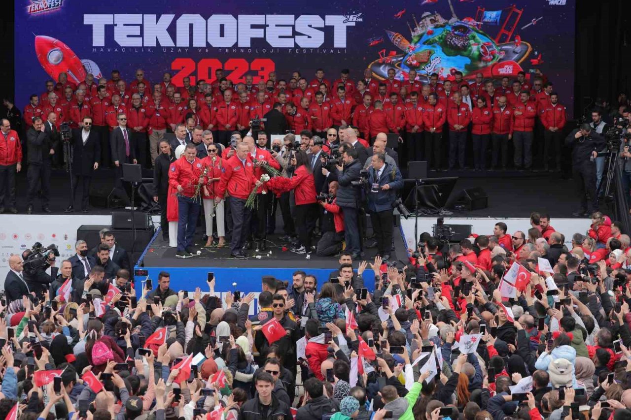 TEKNOFEST 2023’te SAMÜ-ELAR’a çifte ödül