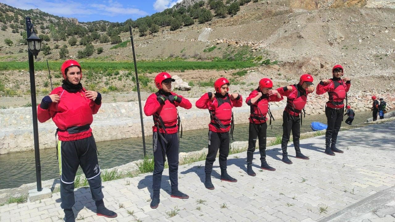 Yozgat’ın ilk ve tek rafting takımı Türkiye Şampiyonasına hazır