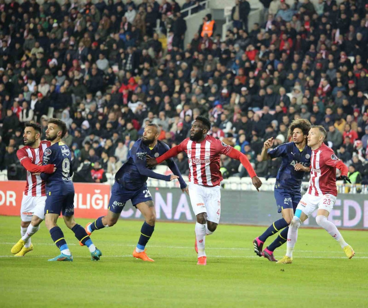 Sivasspor, kupa yarı finalinde Fenerbahçe’yi ağırlayacak