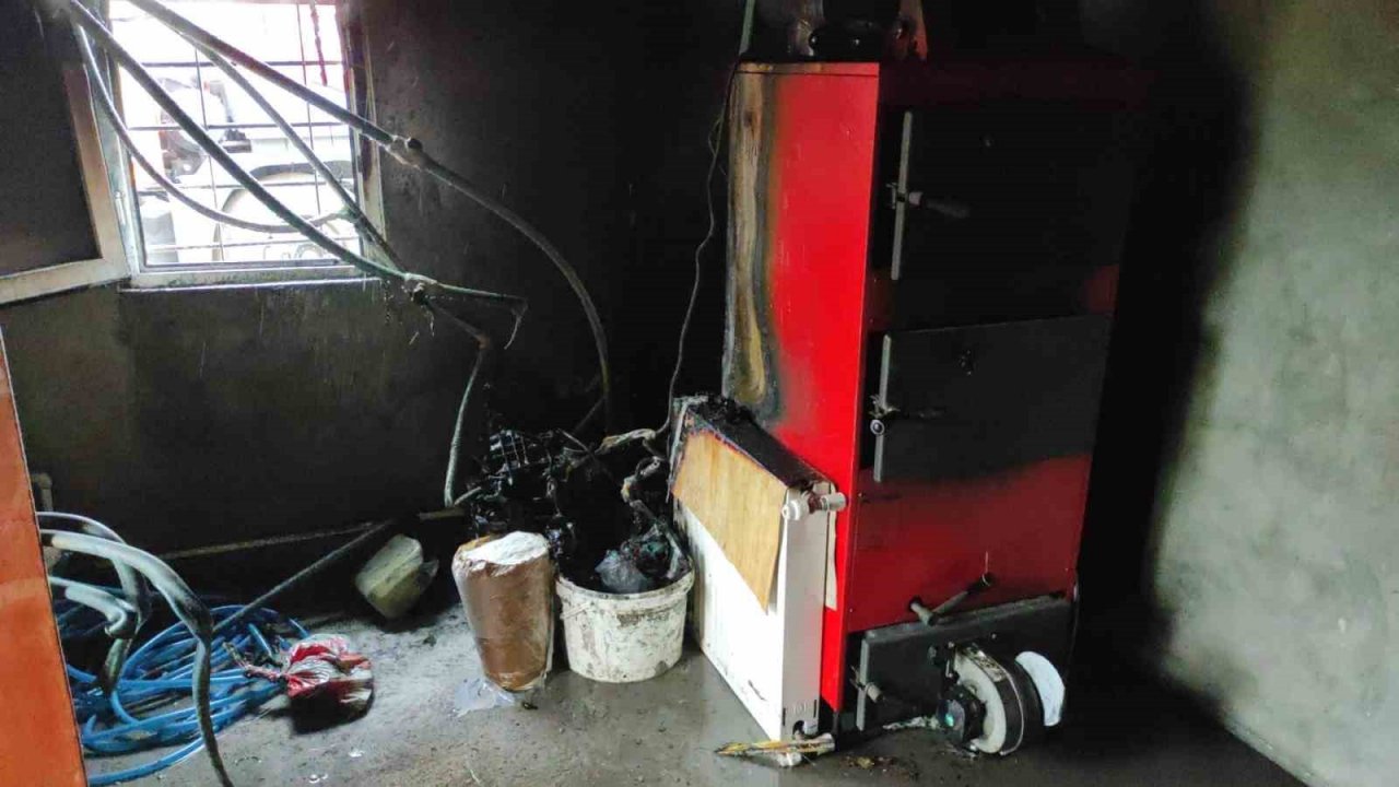 Kalorifer kazanının neden olduğu yangın korkuttu