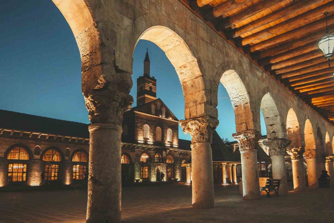 Depremden sonra turizmde hareketlilik başladı