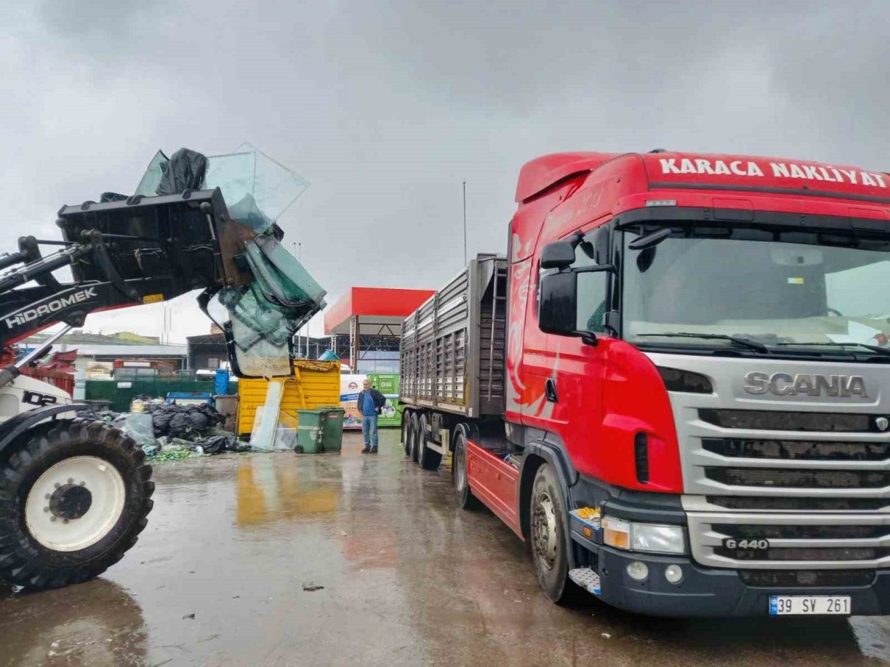 Körfez’de 4 ayda 10 ton cam atık ekonomiye kazandırıldı