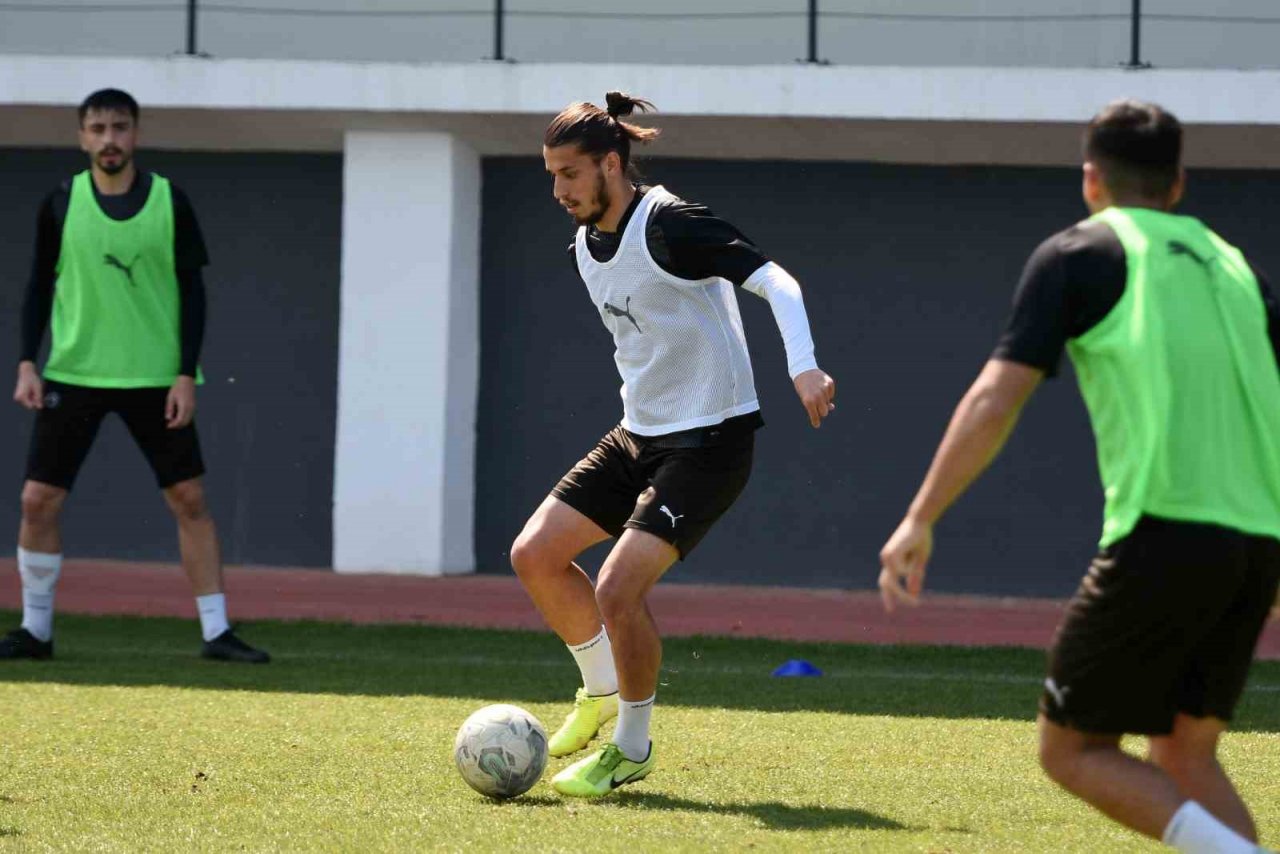 Manisa FK, Göztepe maçı hazırlıklarını sürdürüyor