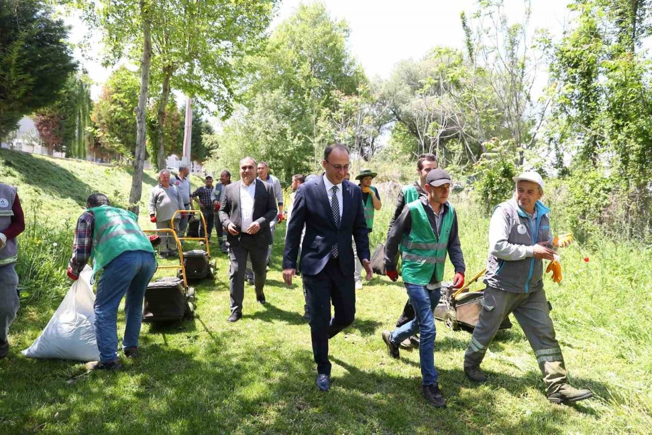 Pamukkale Belediyesi ilçenin güzelliğine güzellik katıyor