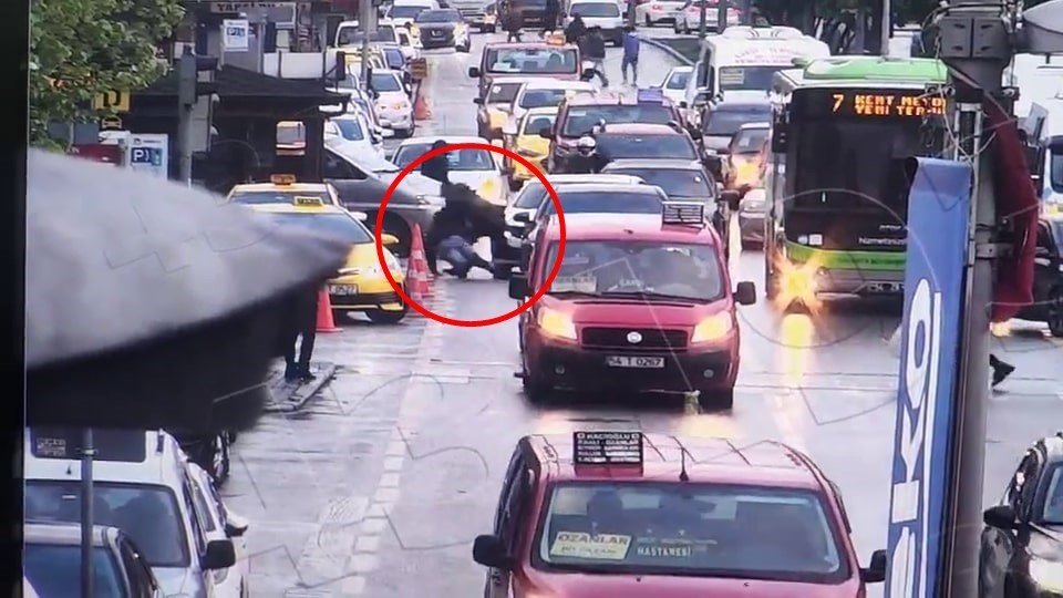 Uyuşturucu taciri nefes kesen kovalamacayla böyle yakalandı