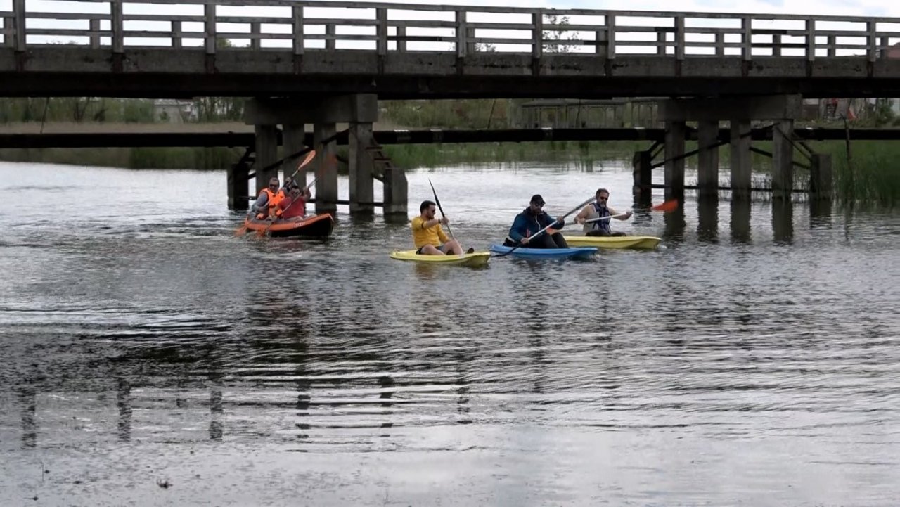 Kuş Cenneti kanolarla şenlendi