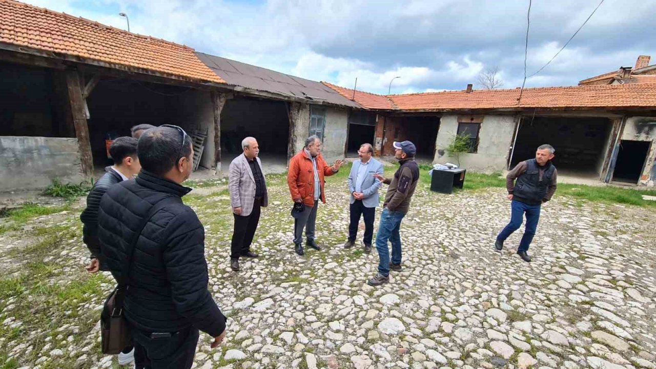 Tarihi Emet Han’ında restorasyon çalışmaları başlıyor