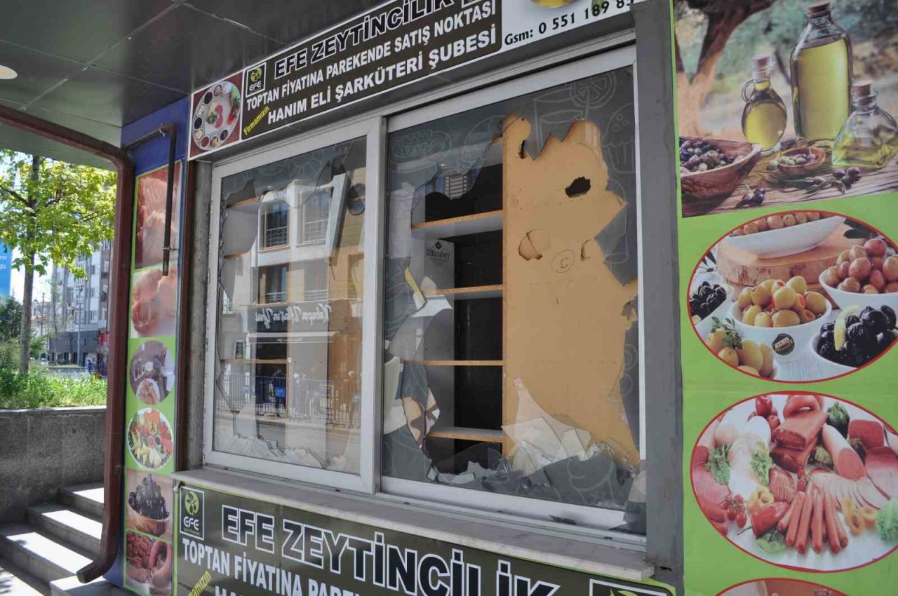 Kullanılmayan büfe vandalların hedefi oldu