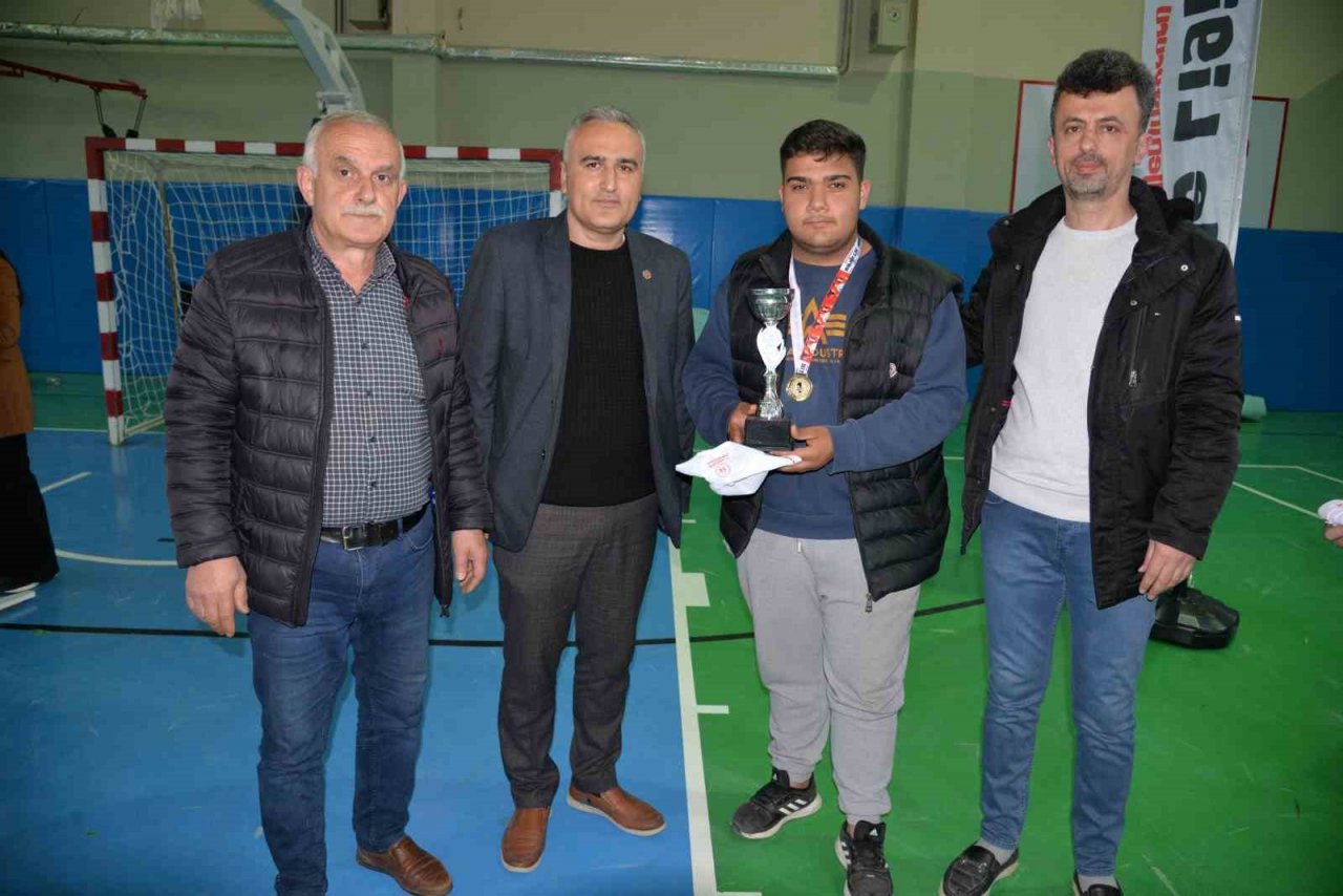Türkeli’de "Mahalle Ligi" voleybol etkinliği