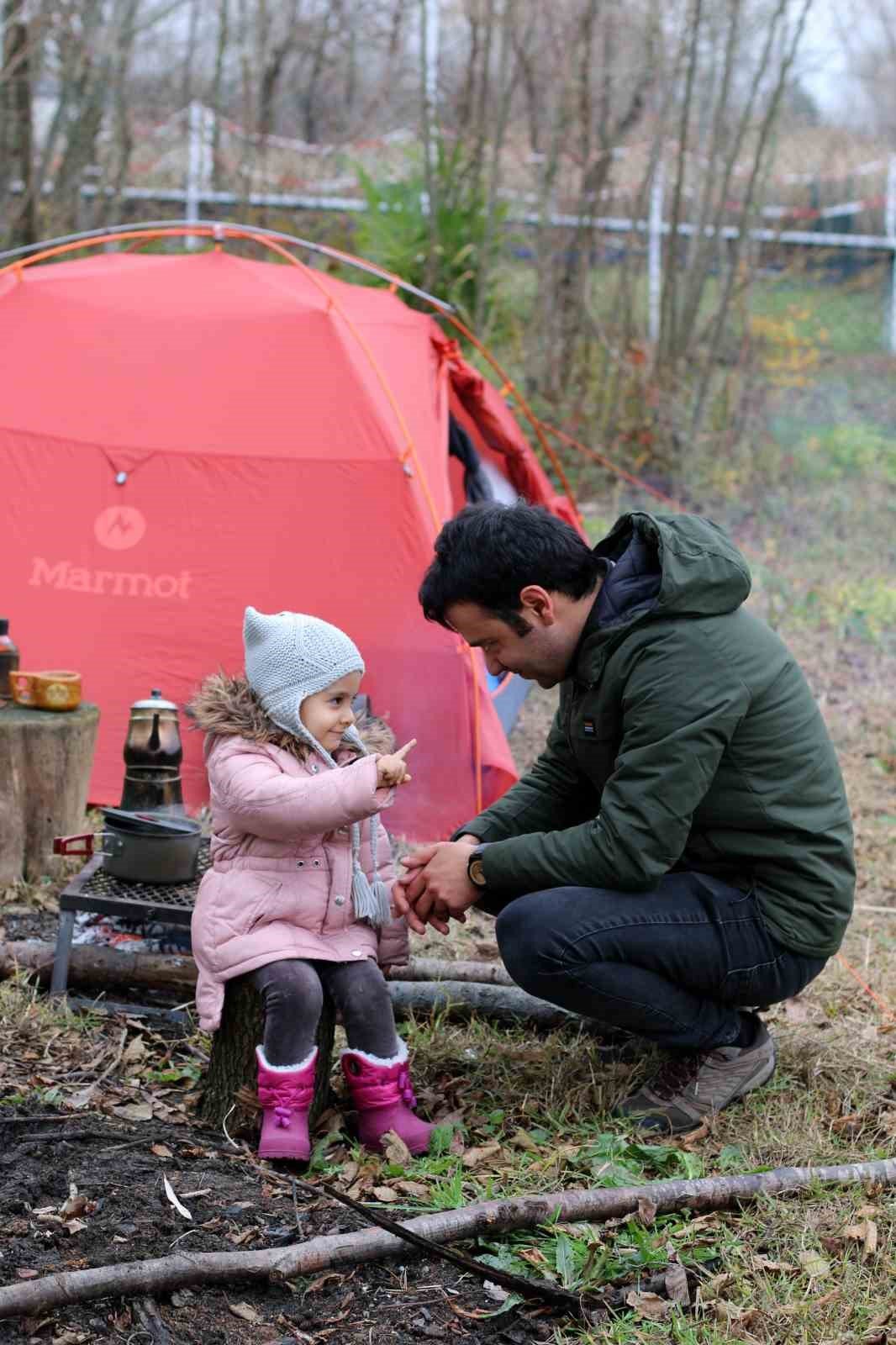 Üveit hastası, tedaviyi küçük kızıyla doğada buldu