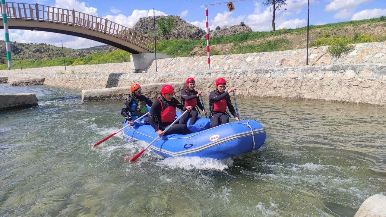 Yozgat’ın ilk ve tek rafting takımı Türkiye Şampiyonasına hazır