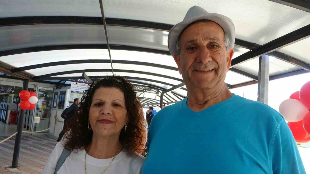 Dev yolcu gemisi bin 300 İsrailli yolcusu ile Marmaris’e geldi