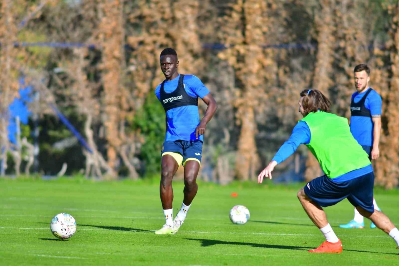 Tolunay Kafkas: "Kupayı kazanmak istiyoruz"