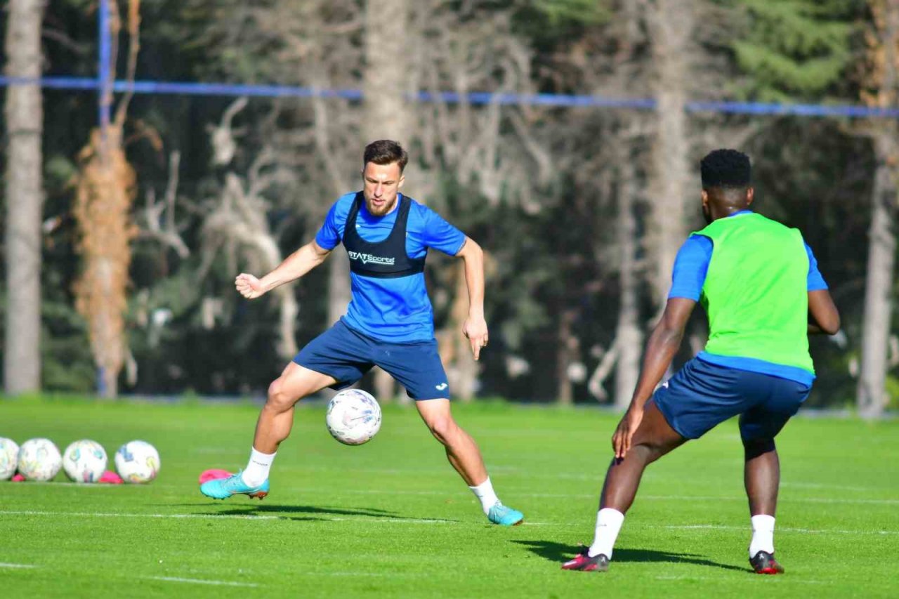 Tolunay Kafkas: "Kupayı kazanmak istiyoruz"