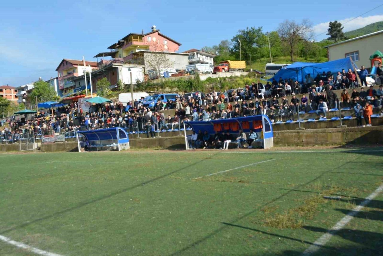 Köyler arası futbol turnuvasının şampiyonu Dağköyü oldu