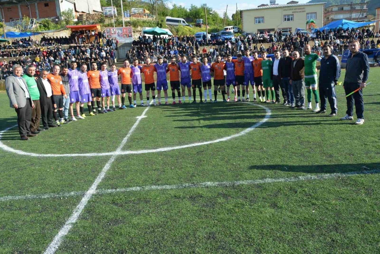 Köyler arası futbol turnuvasının şampiyonu Dağköyü oldu