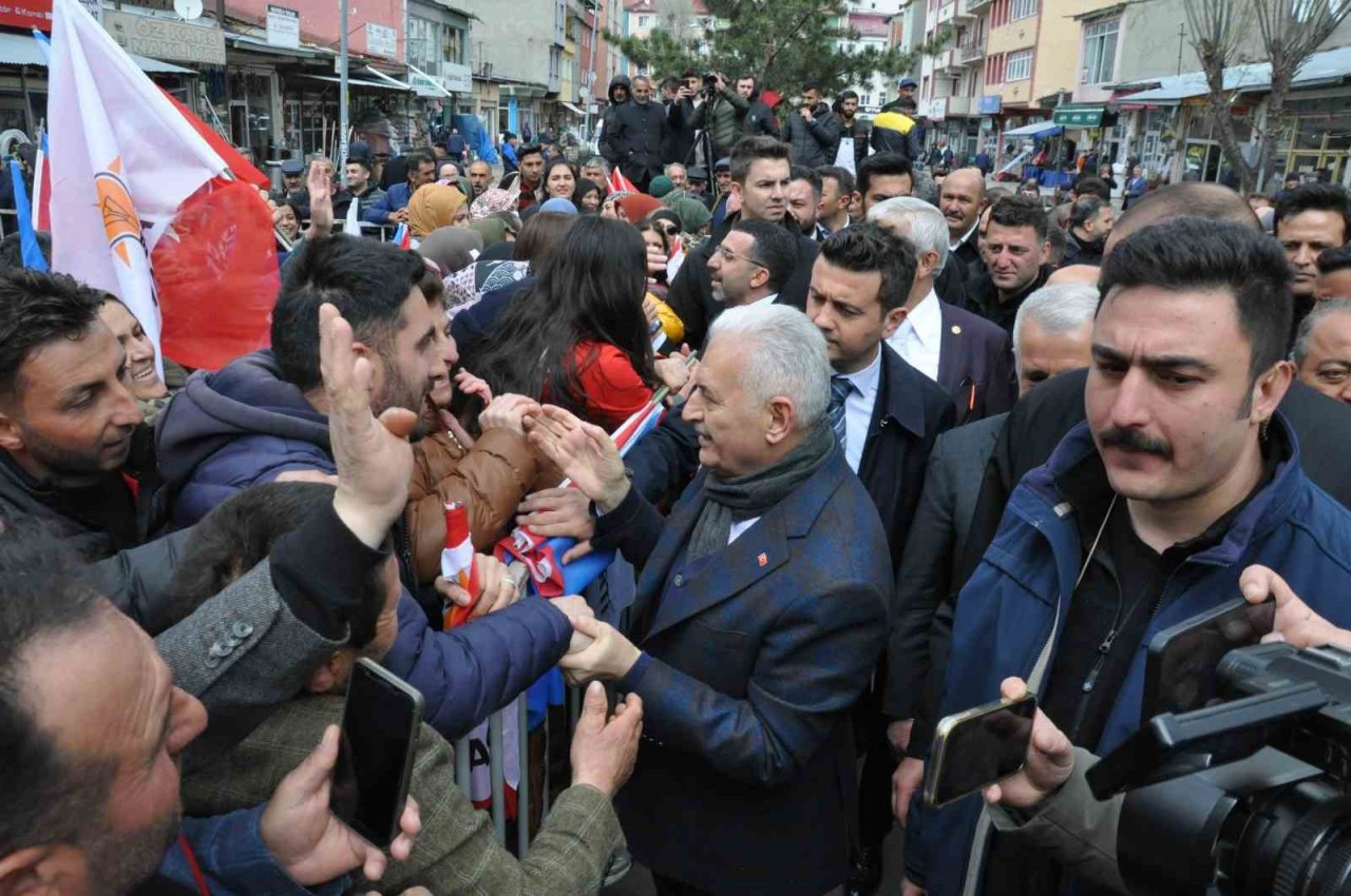 AK Parti Genel Başkan Vekili Yıldırım, Kars’ta konuştu