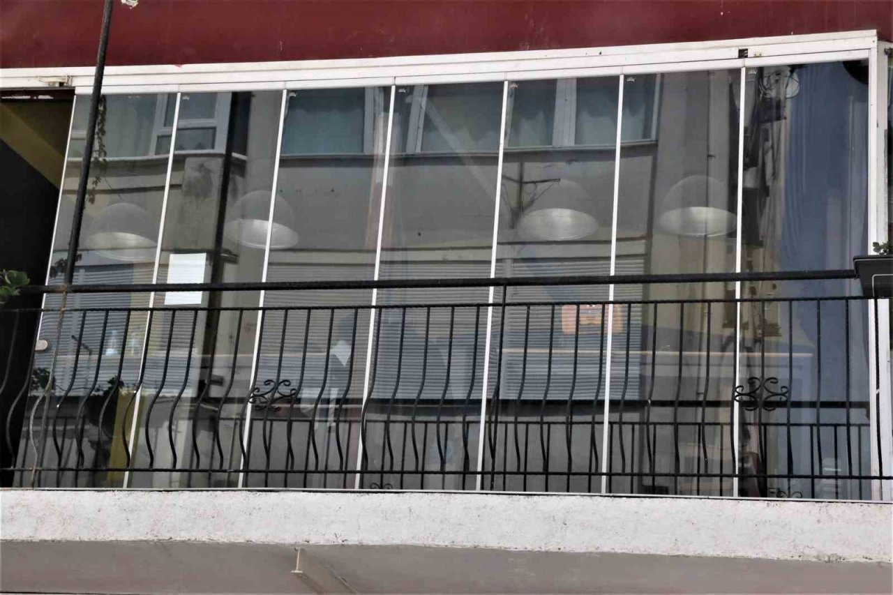 İş yerini açmak gelen kadının cansız bedeni bulundu, eşi gözyaşlarını tutamadı