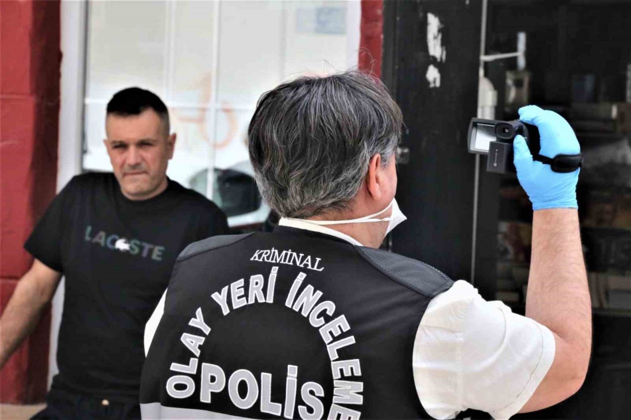 İş yerini açmak gelen kadının cansız bedeni bulundu, eşi gözyaşlarını tutamadı