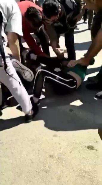 Antalya’da bıçaklı kadın mahalleliyi canından bezdirdi