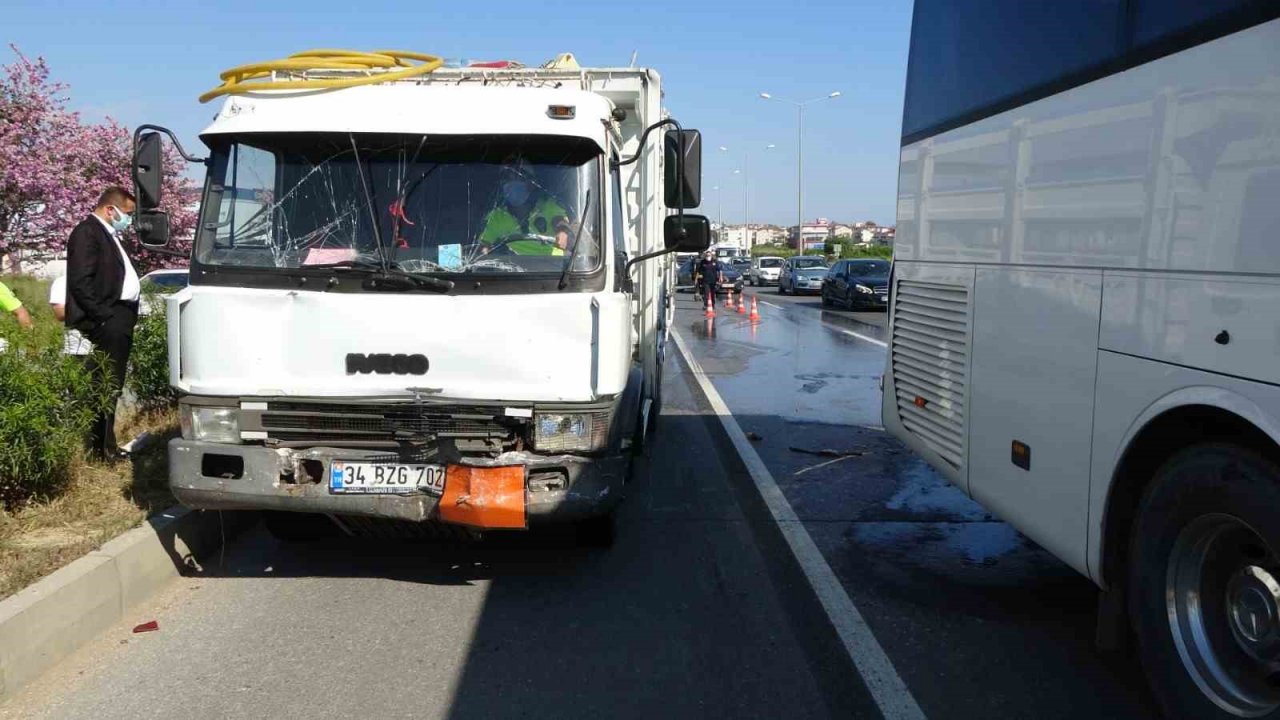Antalya’da trafik kazası sonrası ’asit’ paniği