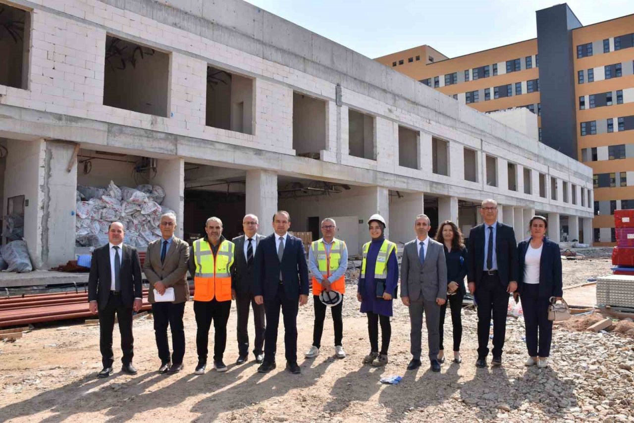 Aydın Şehir Hastanesi’nde çalışmalar hız kesmiyor