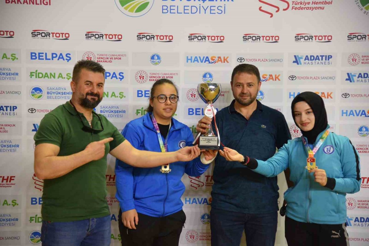 BARÜ, Wushu Kung Fu’da zirvede