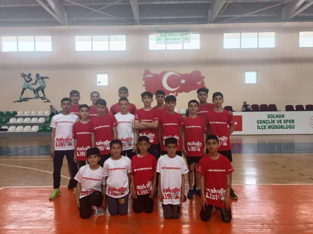 Solhan’da mahalle ligi maçları oynandı