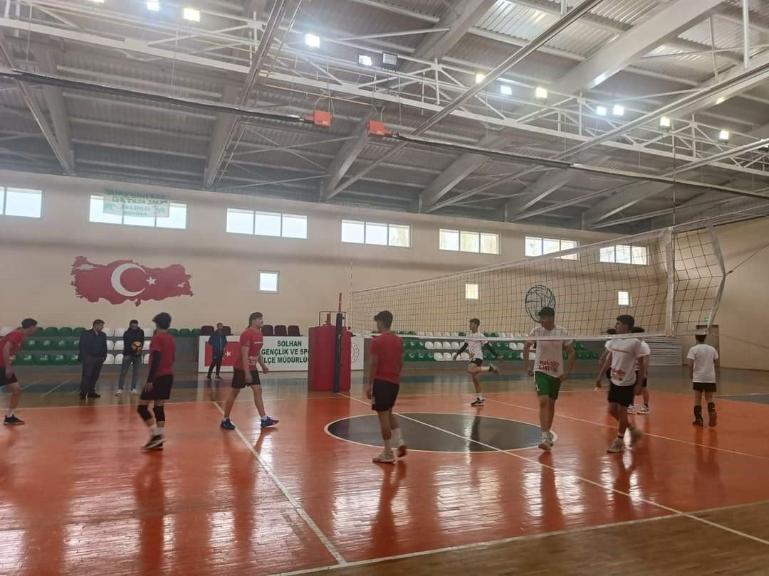 Solhan’da mahalle ligi maçları oynandı