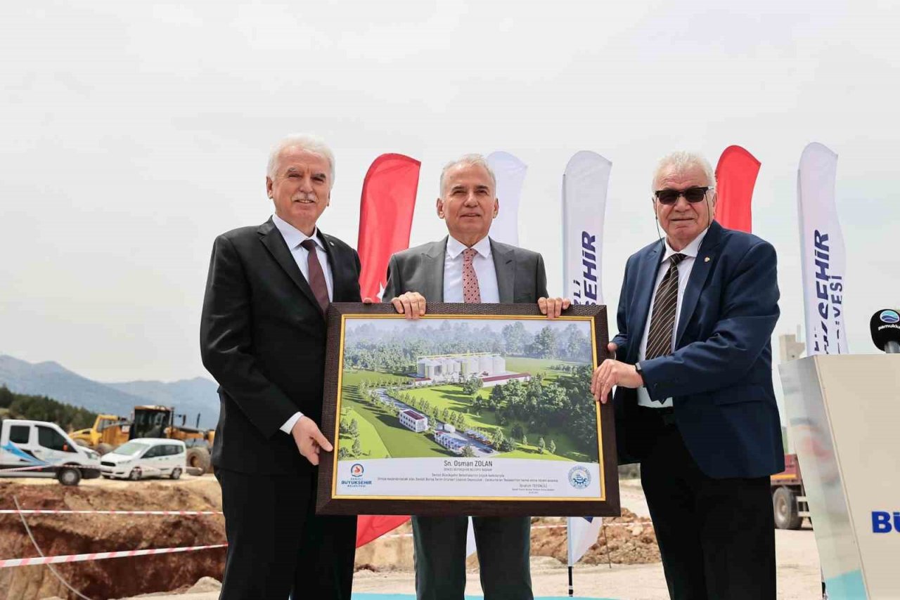 110 milyonluk lisanslı depoculuk tesisinin temeli atıldı