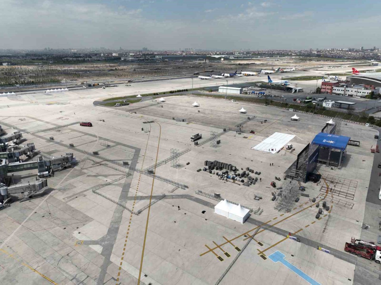 Büyük İstanbul Mitingi için son hazırlıklar havadan görüntülendi