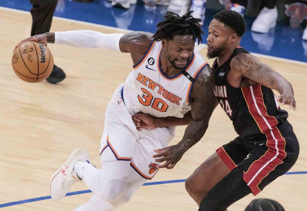 Lakers, Golden State’i yenerek seriye galibiyetle başladı