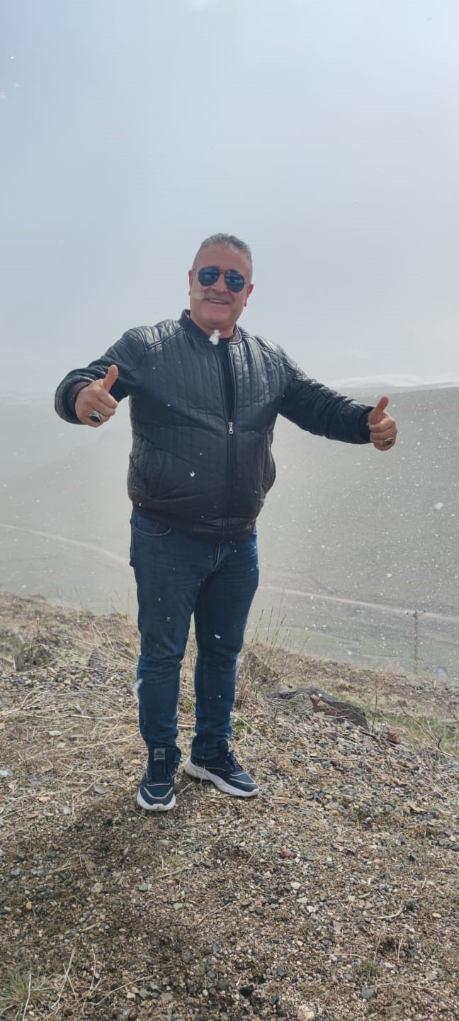 Kar yağışı ulaşımda aksamalara neden oldu