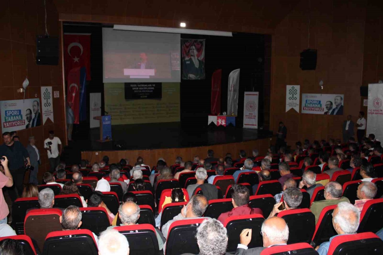 Aydın’da 250 amatör spor kulübüne 6 milyonluk destek