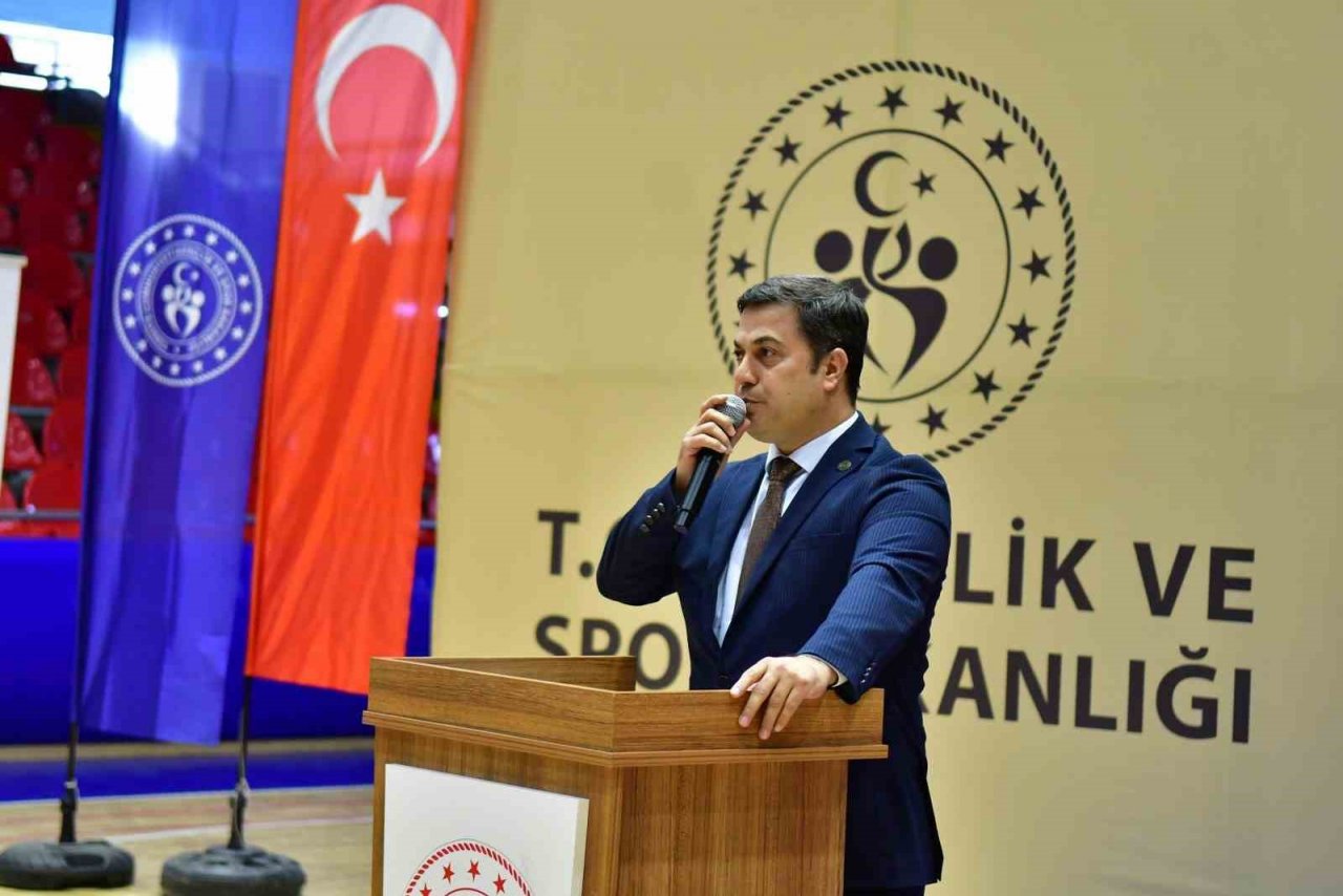 Manisa’da 261 spor kulübüne 5 milyon 505 bin TL destek