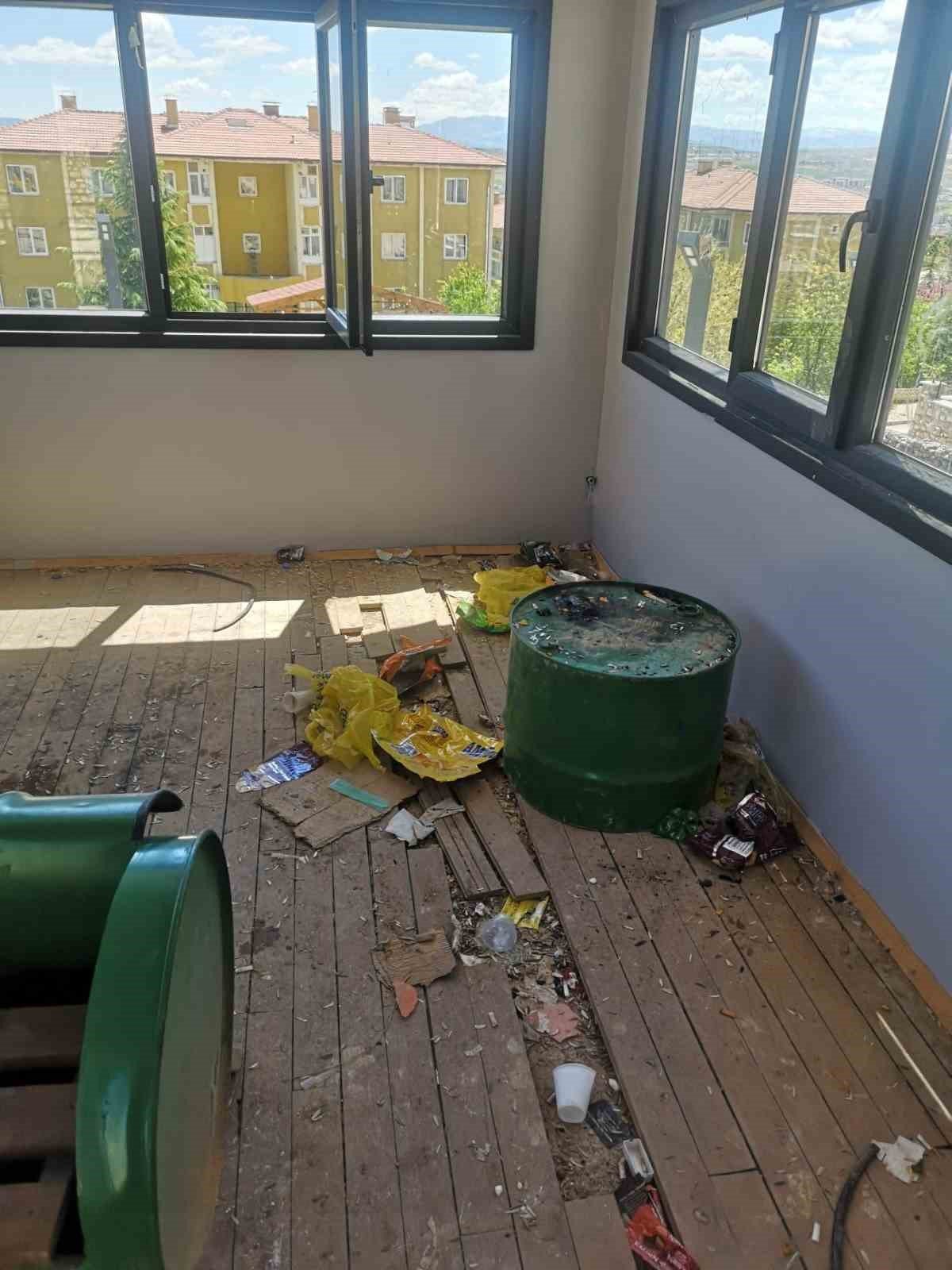 Başkan Şerifoğulları, Geri Dönüşüm Parkı’na zarar verilmesine tepki gösterdi