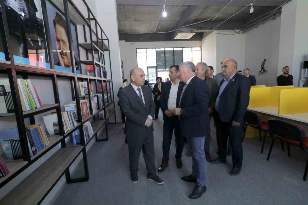 Honaz Belediyesi, Kitap Kafe’yi öğrencilerin hizmetine sundu