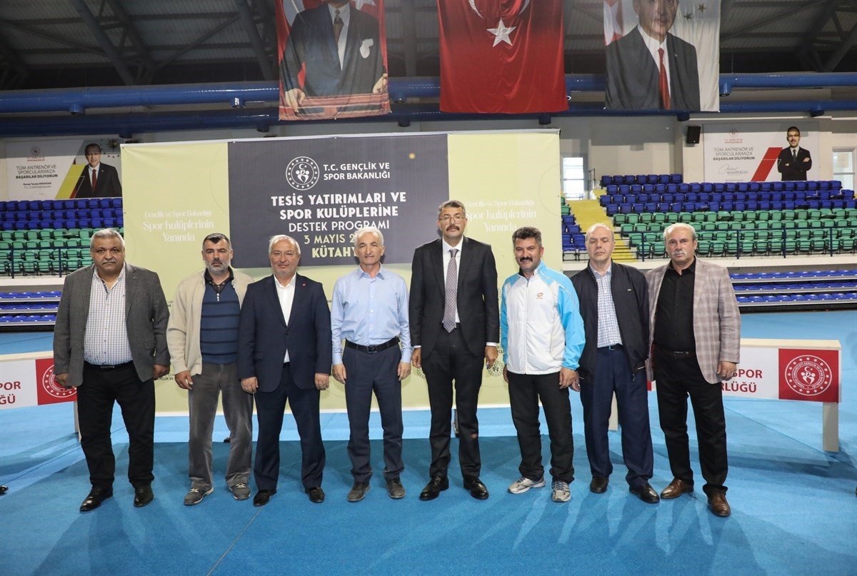 Kütahya’da spor kulüplerine 3 milyon 165 bin TL nakdi yardım