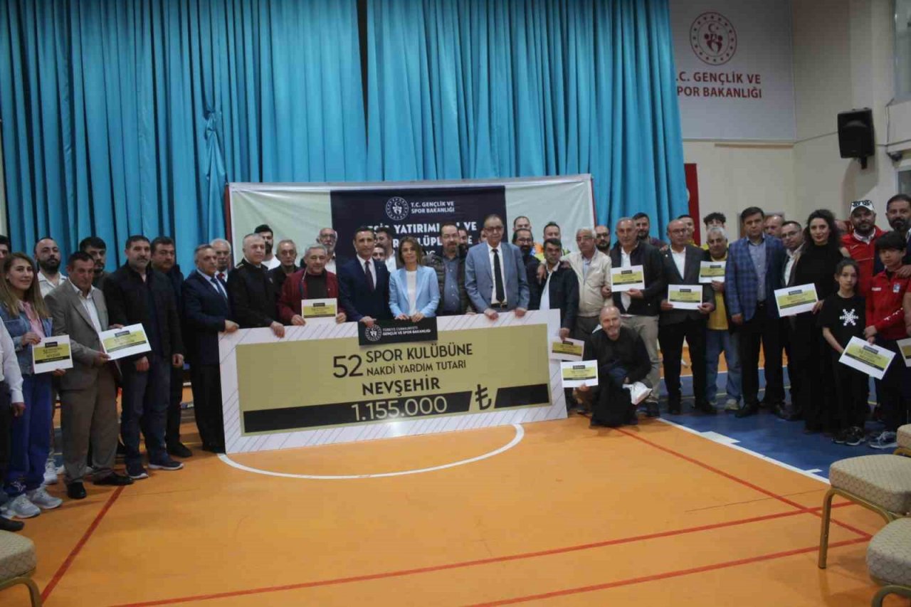 Nevşehir’de 52 spor kulübüne 1 milyon liralık yardım yapıldı