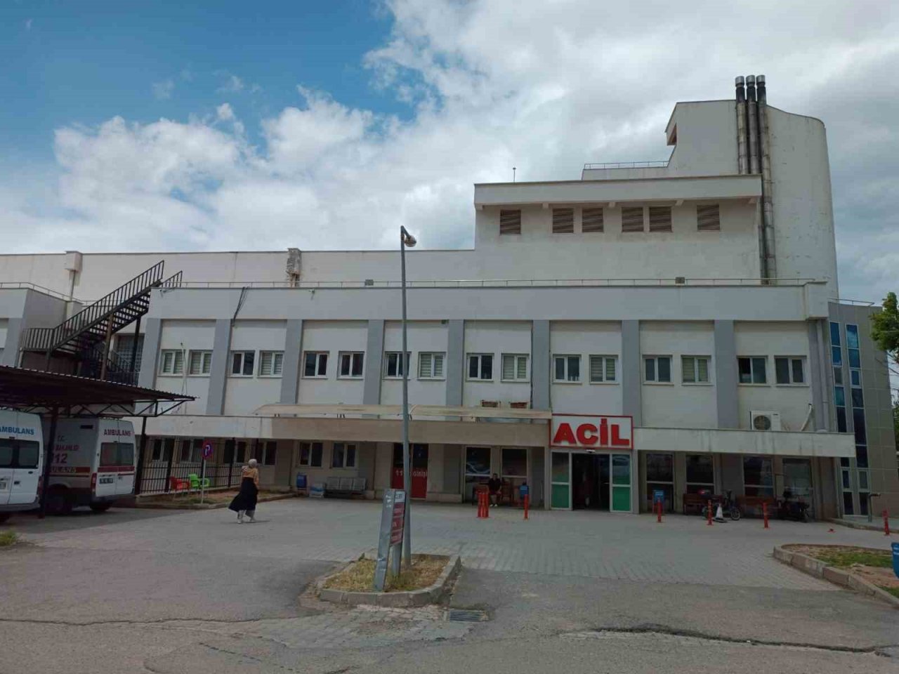 Siirt’te otomobil şarampole yuvarlandı: 4 yaralı