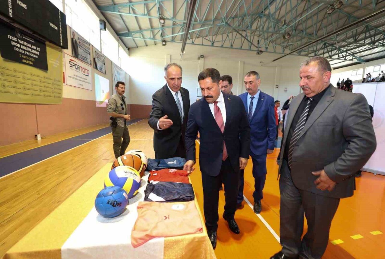 Bakanlıktan Amasya’daki 61 amatör kulübe 1 milyon 425 bin TL destek