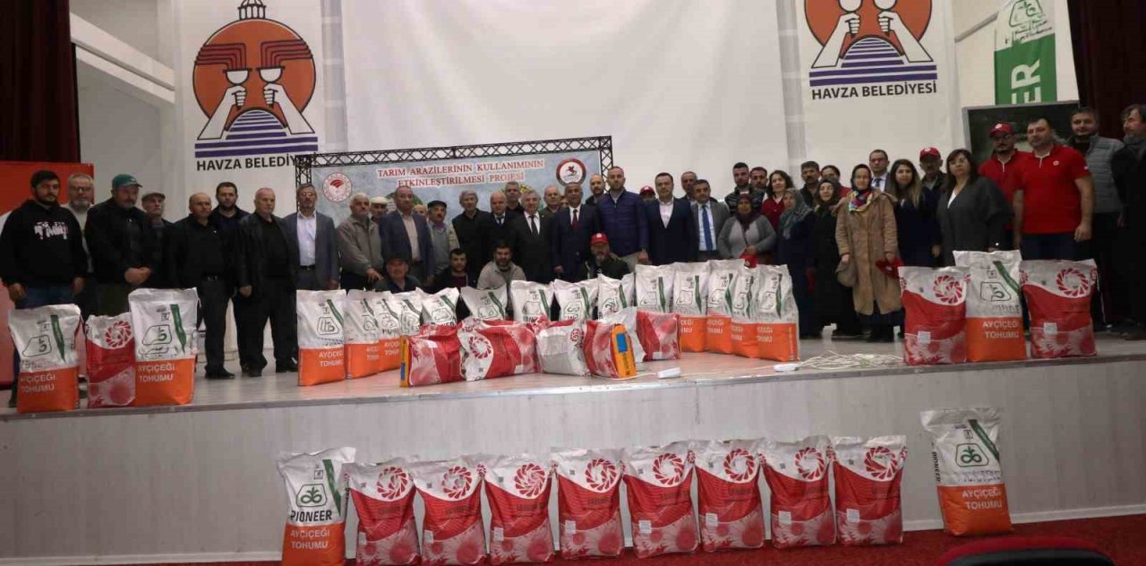 Üreticiye yağlık ayçiçeği tohumluğu desteği