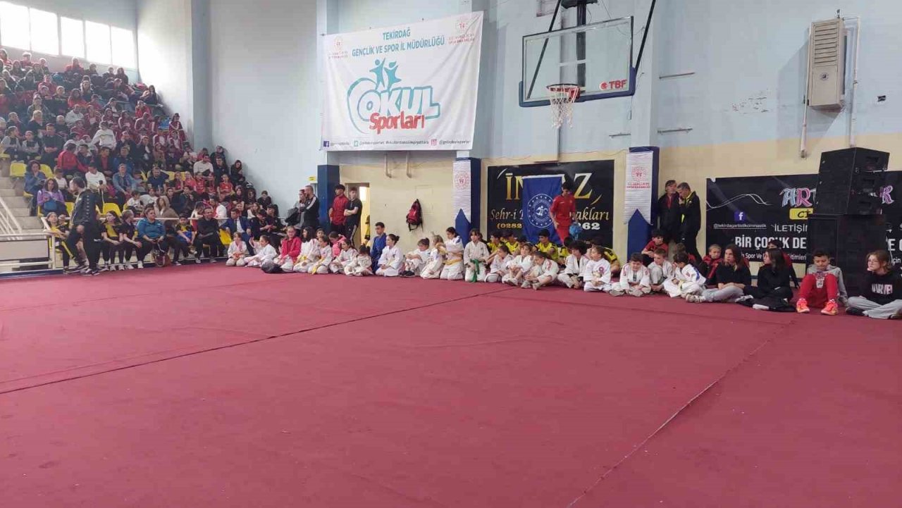 Tekirdağ’da 174 spor kulübüne 4 Milyon 215 bin TL nakdi yardım