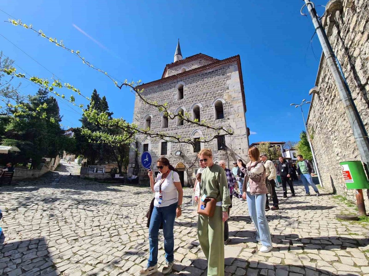 Rus turistler Safranbolu’yu gezdi